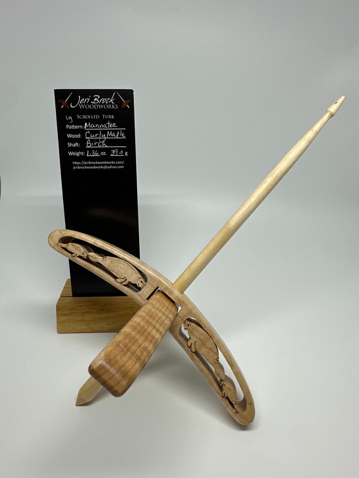 Lg Scrolled Turk™ - Manatee - Curly Maple - 1.36 oz / 39g